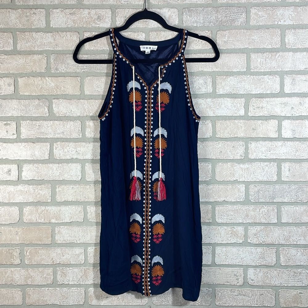 THML embroidered sleeveless dress size small